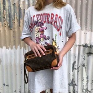 Authentic Louis Vuitton Marly Dragonne Clutch